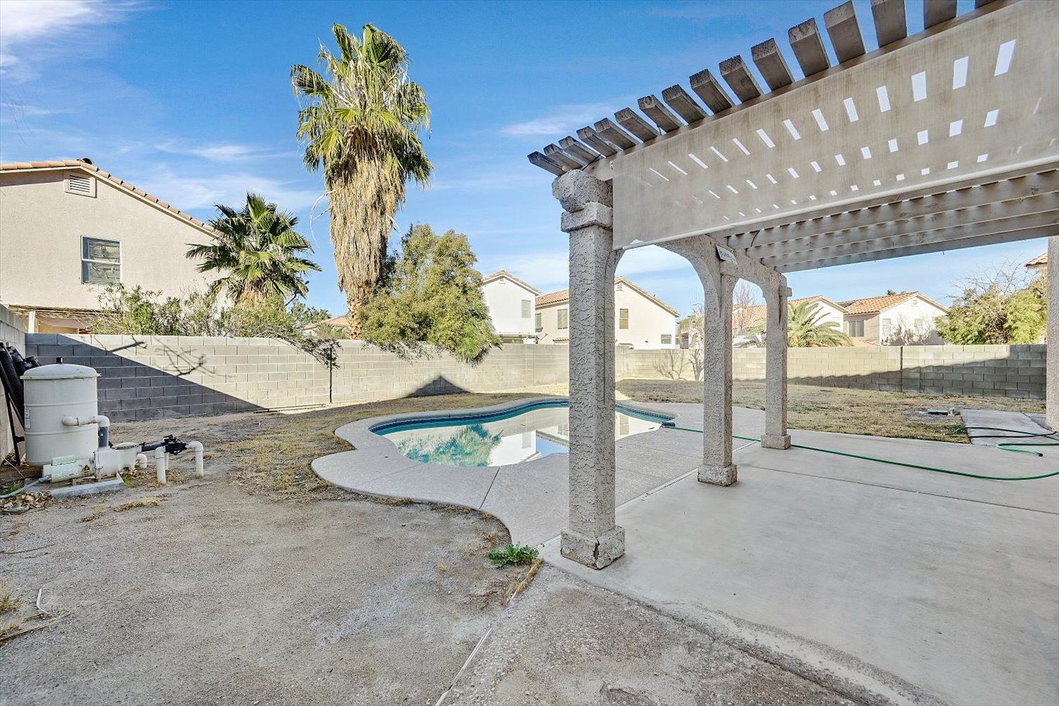 POOL HOME 21