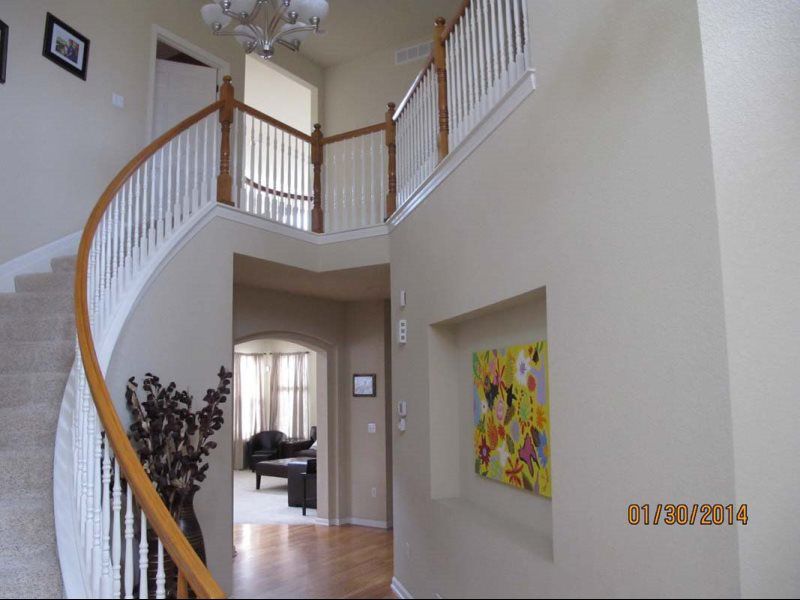 Built Ins and Cabinets