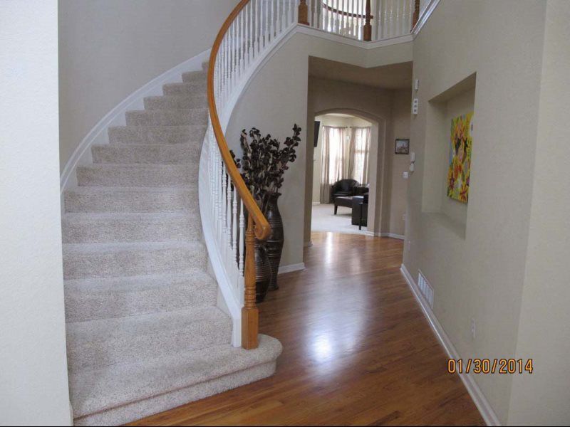 Built Ins and Cabinets