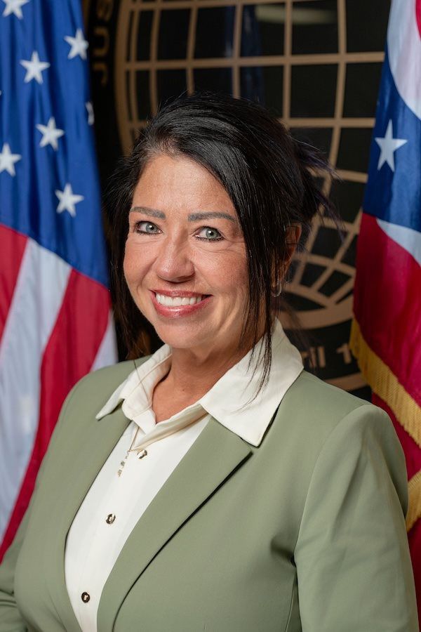 Tracy Ladmidi headshot