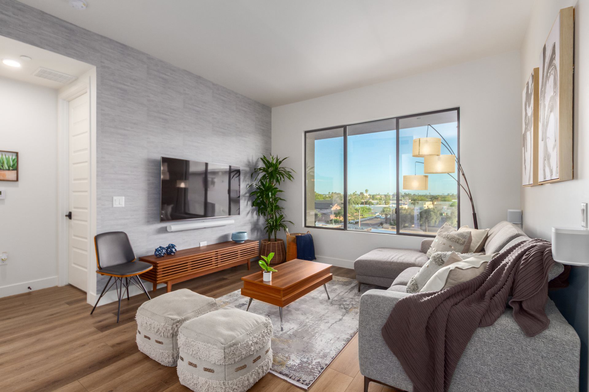 Redefining Luxury Real Estate: Bryant Luxury Group Estate Specialists ... - Bryan Estate Luxury Real Estate Company