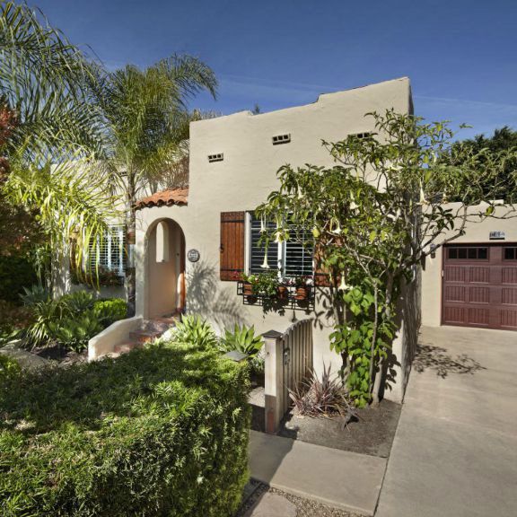 614 East Alamar Avenue