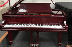 Steinway O