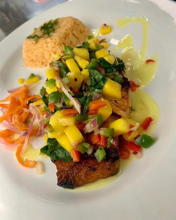 Salmon, Mango salad, mango sauce, habanero peppers, rice