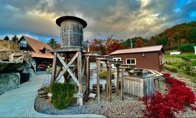 The Wedding Barn 