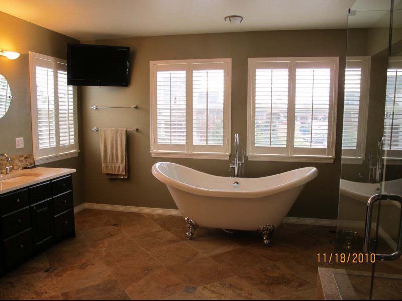 Built Ins and Cabinets