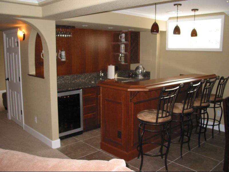 Built Ins and Cabinets