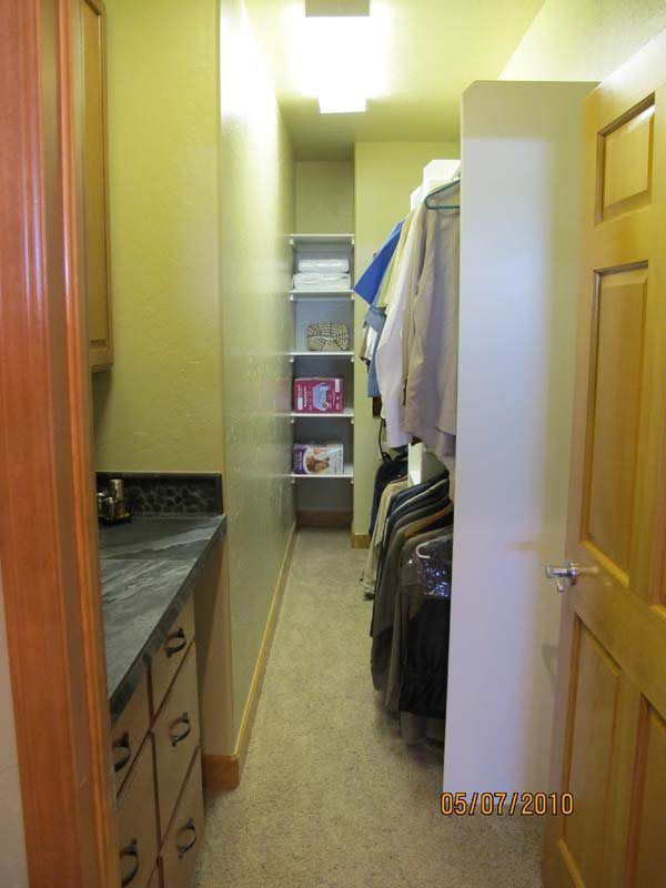 Built Ins and Cabinets