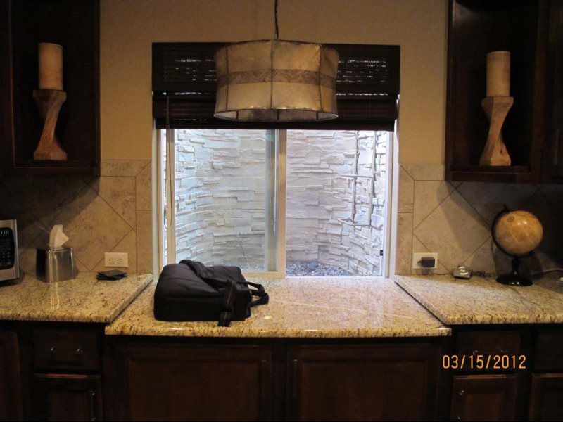 Built Ins and Cabinets