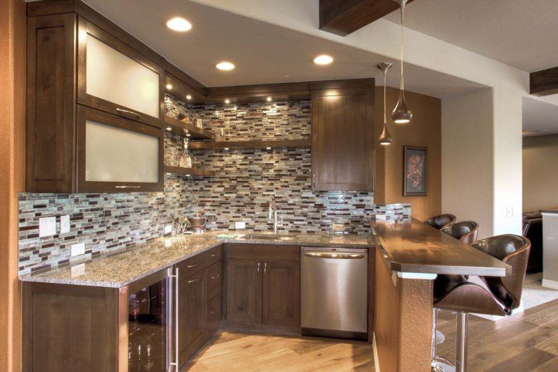 Built Ins and Cabinets