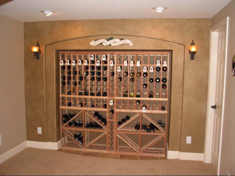 Built Ins and Cabinets