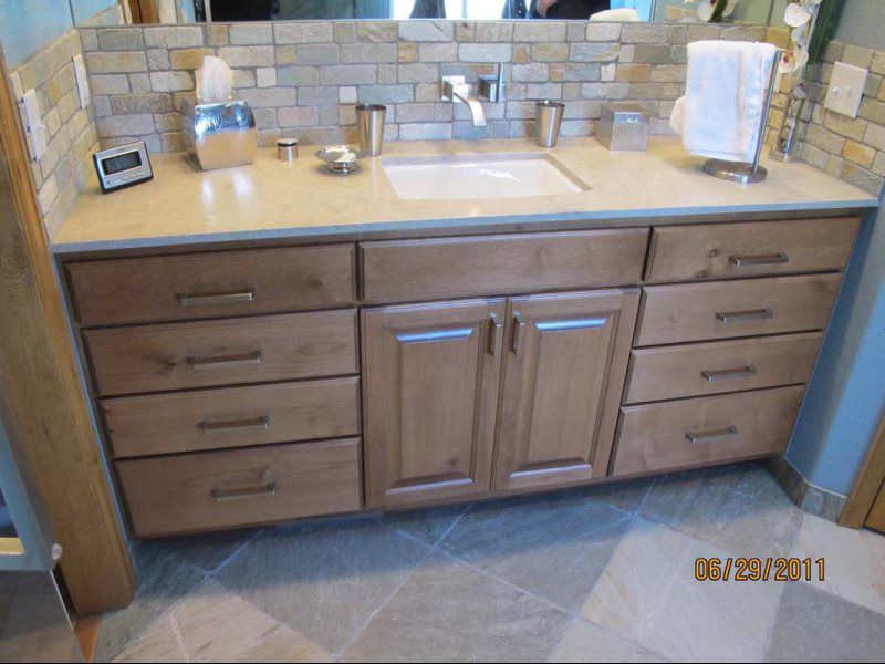 Built Ins and Cabinets