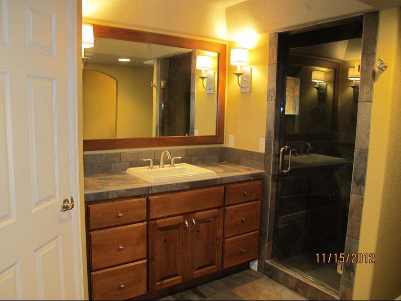 Built Ins and Cabinets