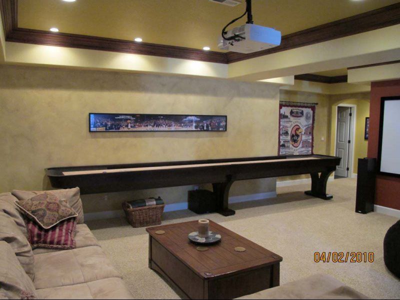 Built Ins and Cabinets