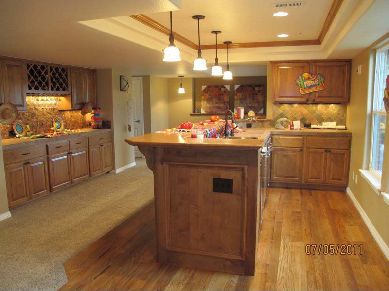 Built Ins and Cabinets