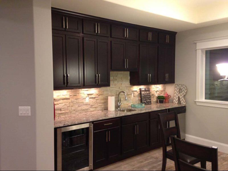 Built Ins and Cabinets