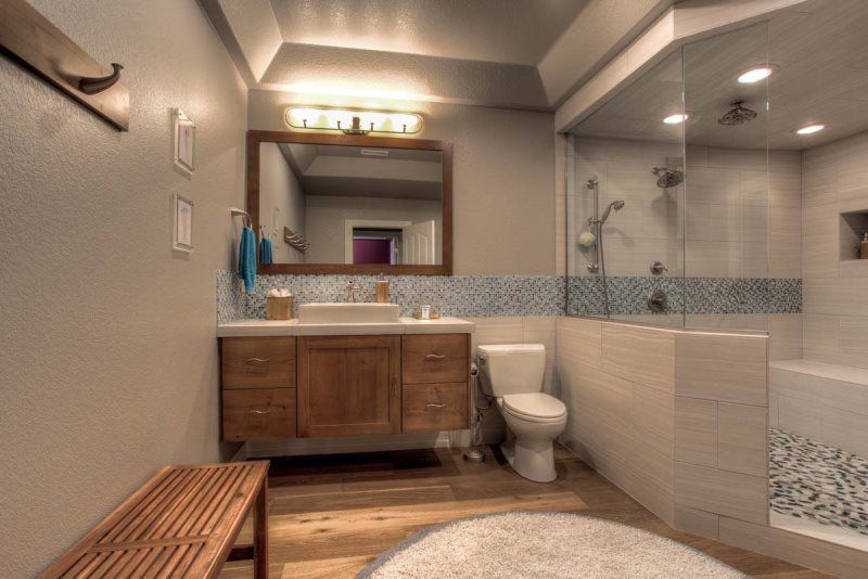 Built Ins and Cabinets