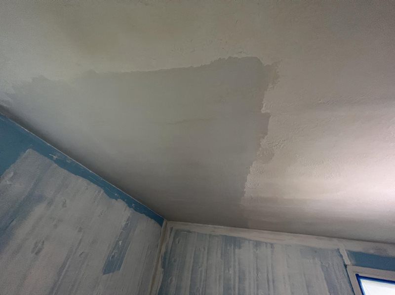 Ceiling texture removal