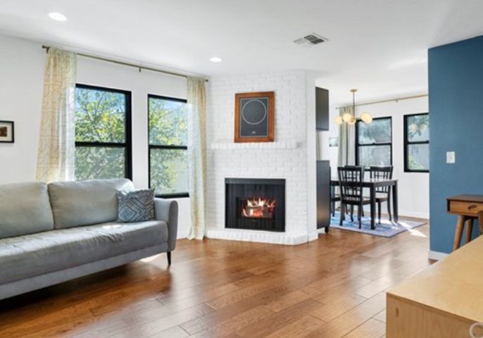 SOLD: 110 N Marguerita