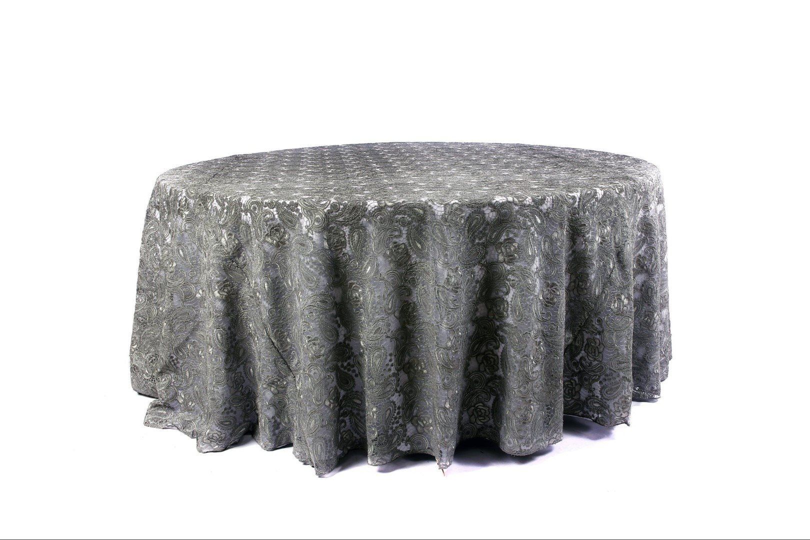 Round Table Linen 2