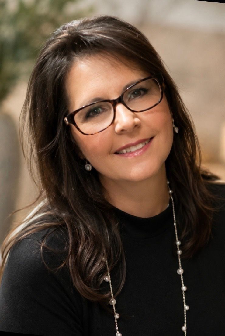 Kelle Hruska