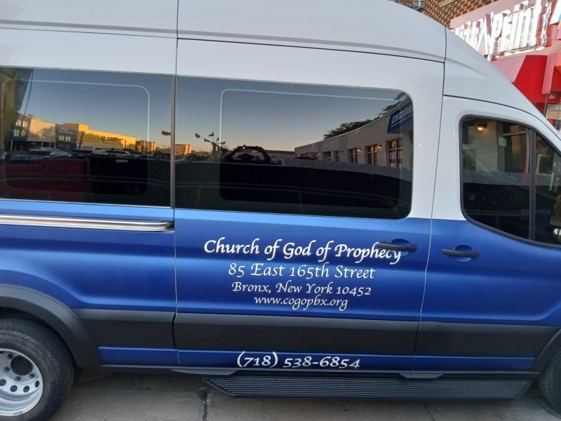 Minivan wrap by Mineola Signs and Awnings, Mineola, New York
A dynamic minivan wrap by Mineola Signs and Awnings in Mineola, New York. This wrap provides full coverage, turning your minivan into a mobile advertisement. Installed by Wendell Awnings No