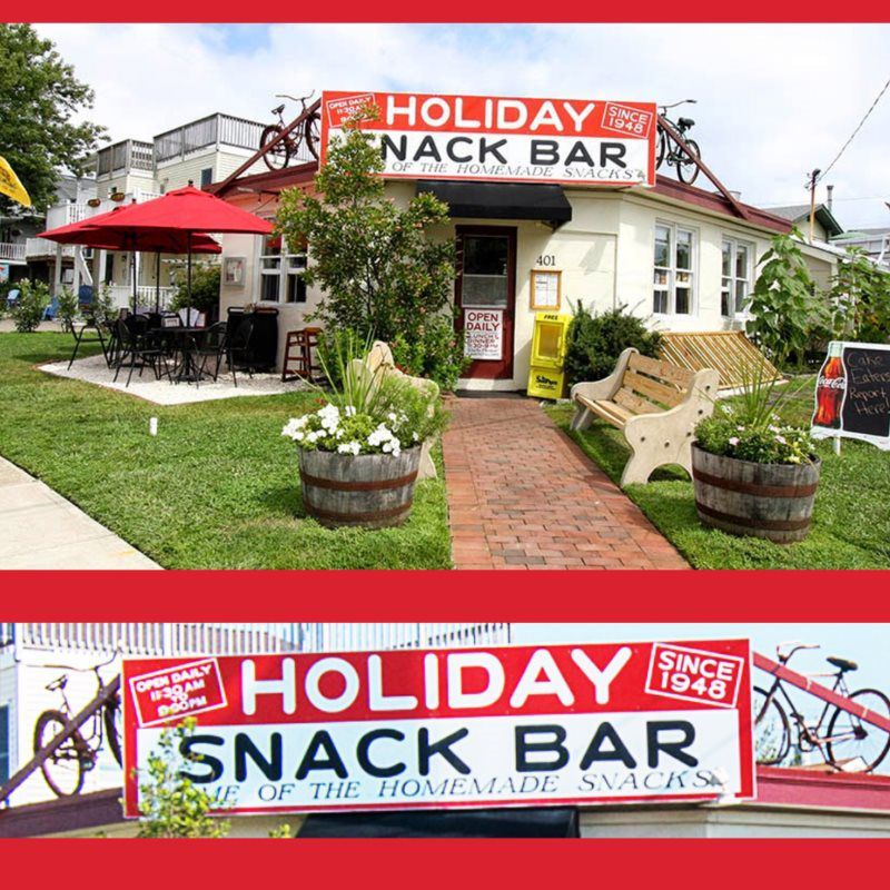 HOLIDAY SNACK BAR