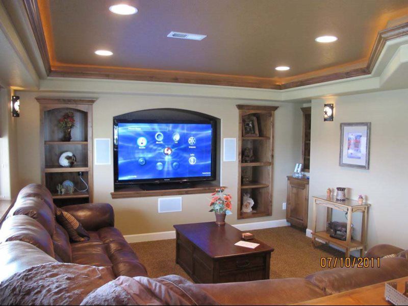 Built Ins and Cabinets