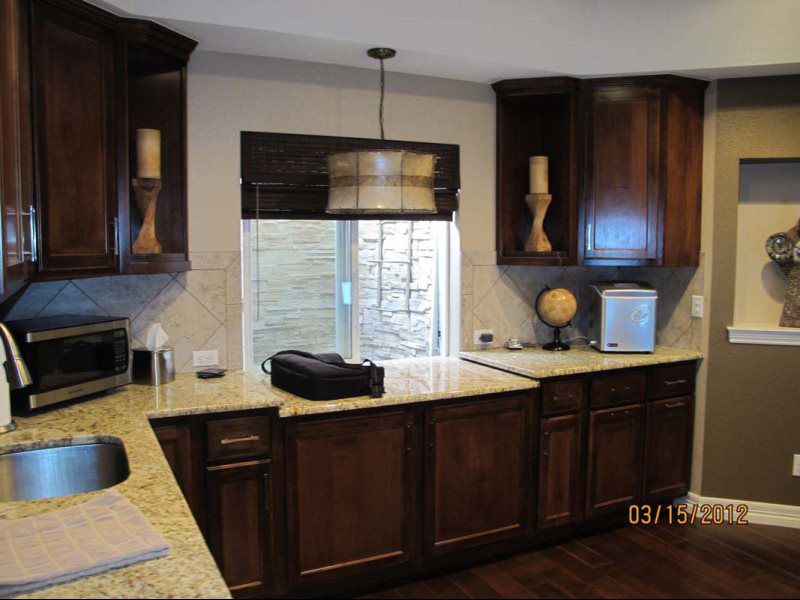 Built Ins and Cabinets