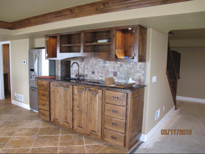 Built Ins and Cabinets