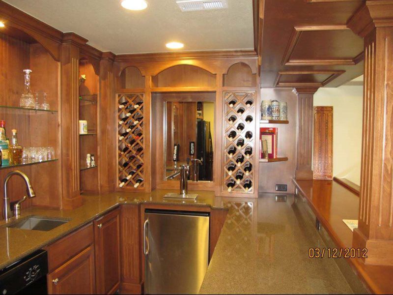 Built Ins and Cabinets