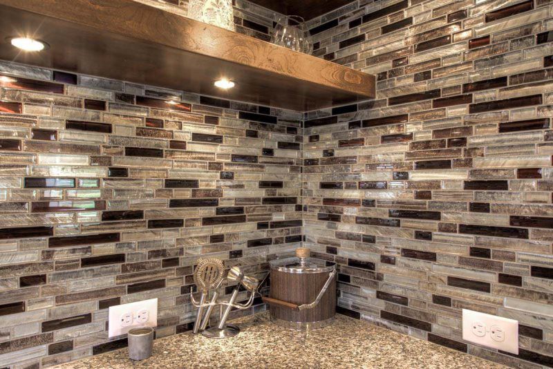 Built Ins and Cabinets