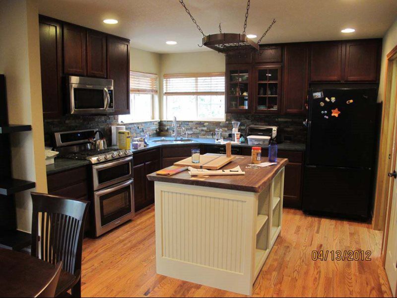 Built Ins and Cabinets