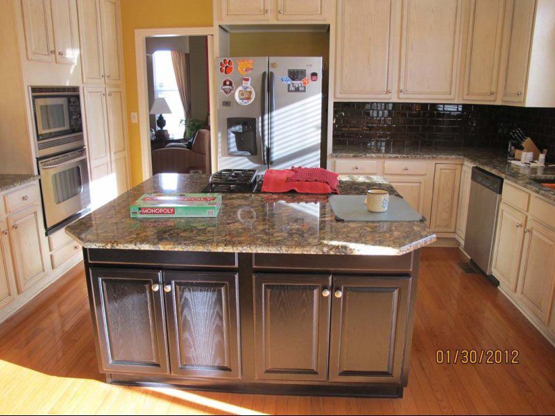 Built Ins and Cabinets