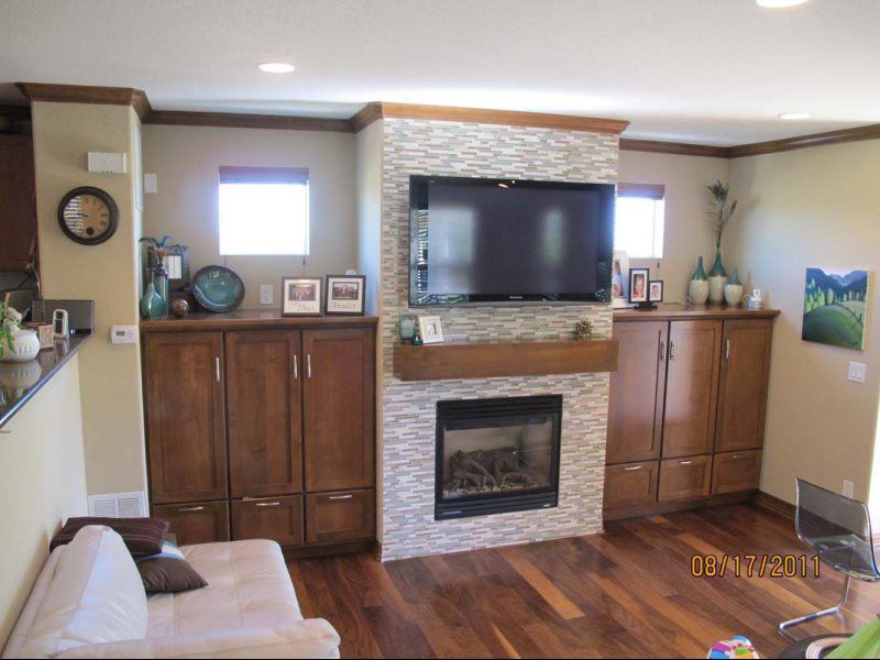 Built Ins and Cabinets