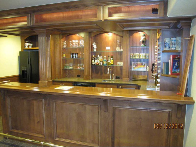 Built Ins and Cabinets