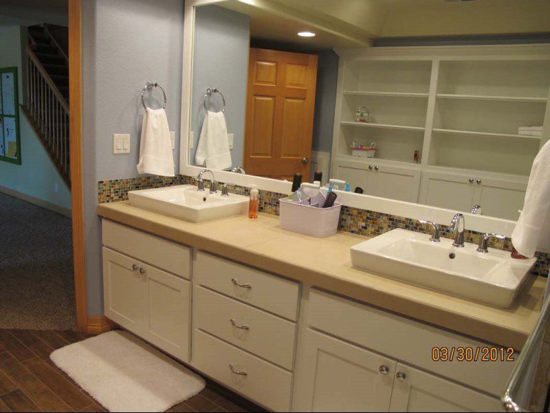 Built Ins and Cabinets