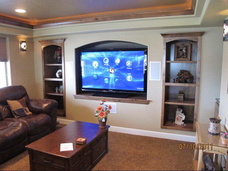 Built Ins and Cabinets