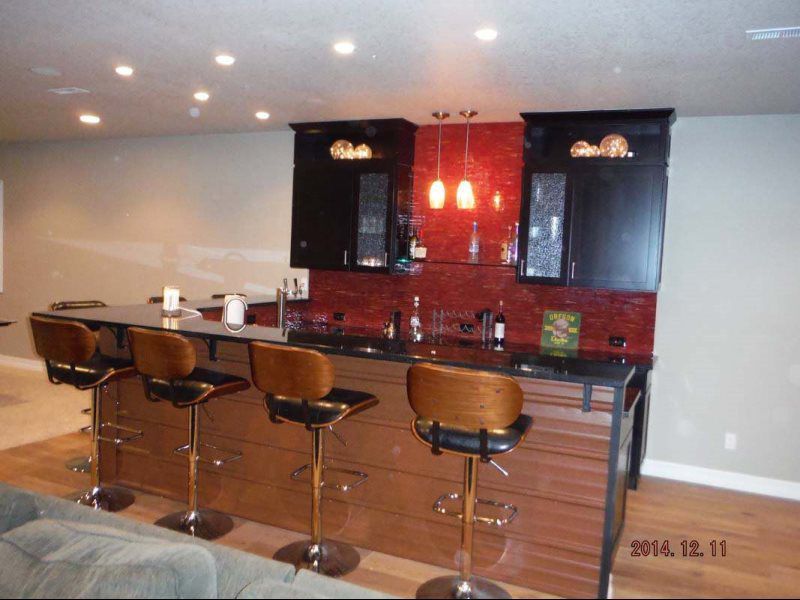 Built Ins and Cabinets