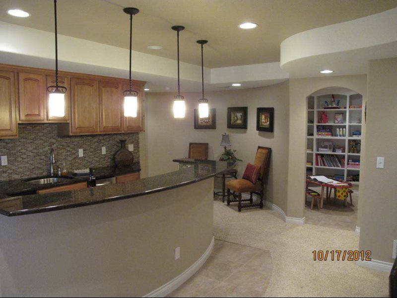 Built Ins and Cabinets