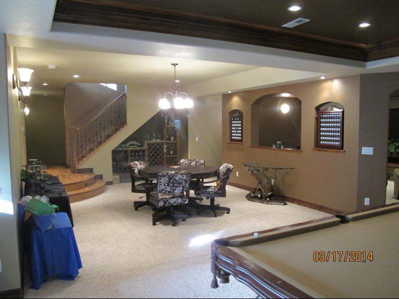 Built Ins and Cabinets