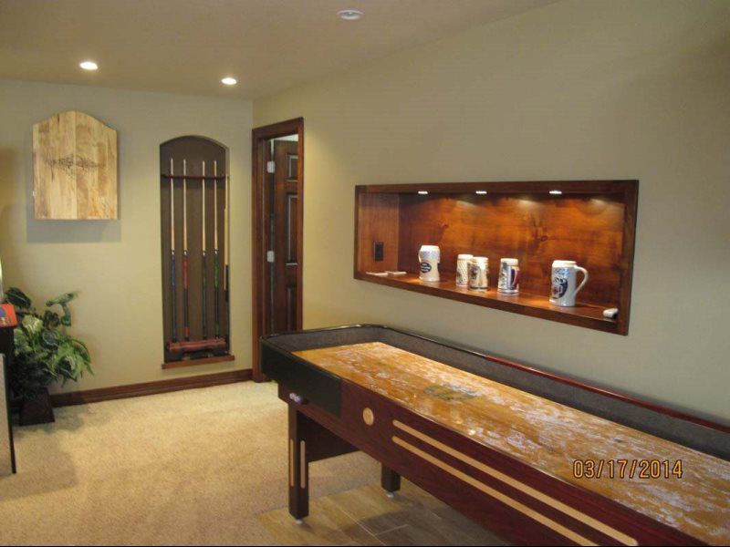 Built Ins and Cabinets