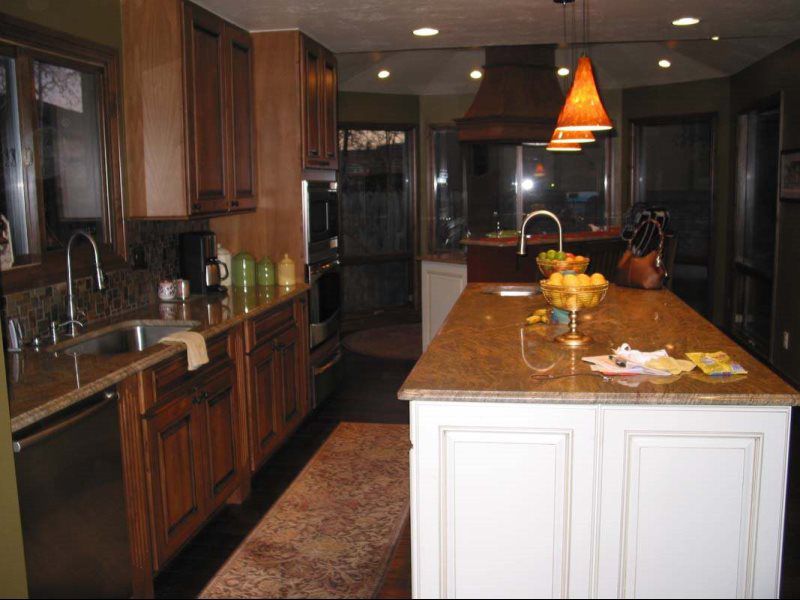 Built Ins and Cabinets