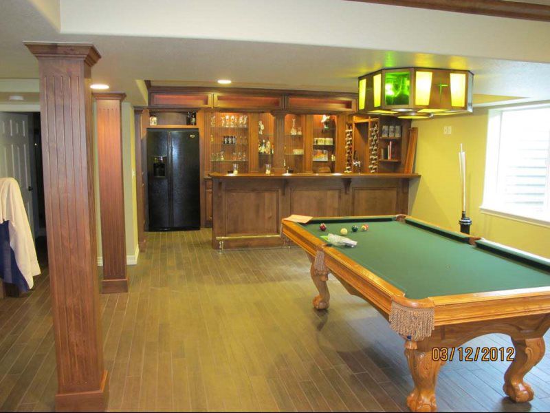 Built Ins and Cabinets