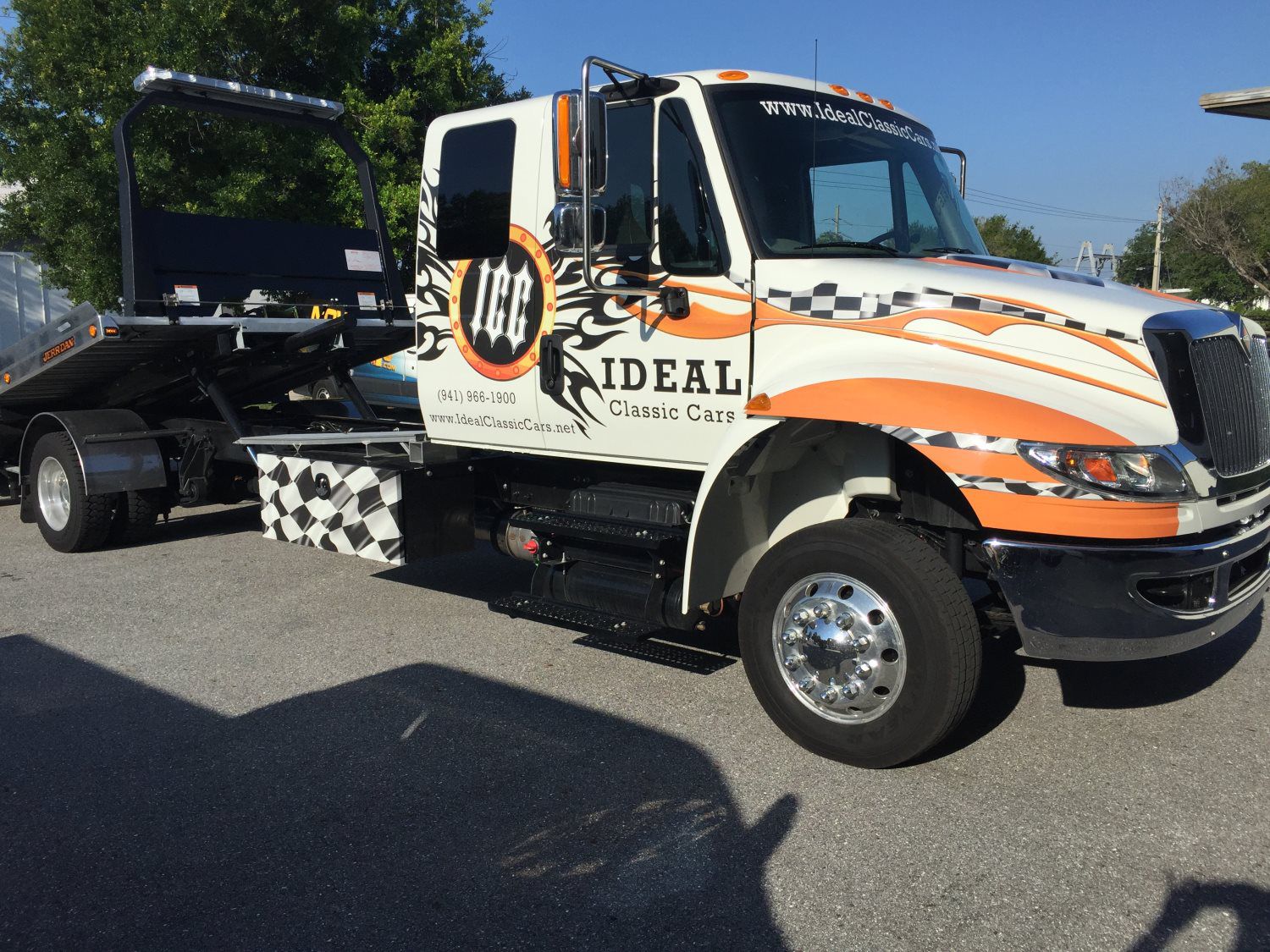 Ideal Classic Cars Partial Wrap Vehicle Graphics