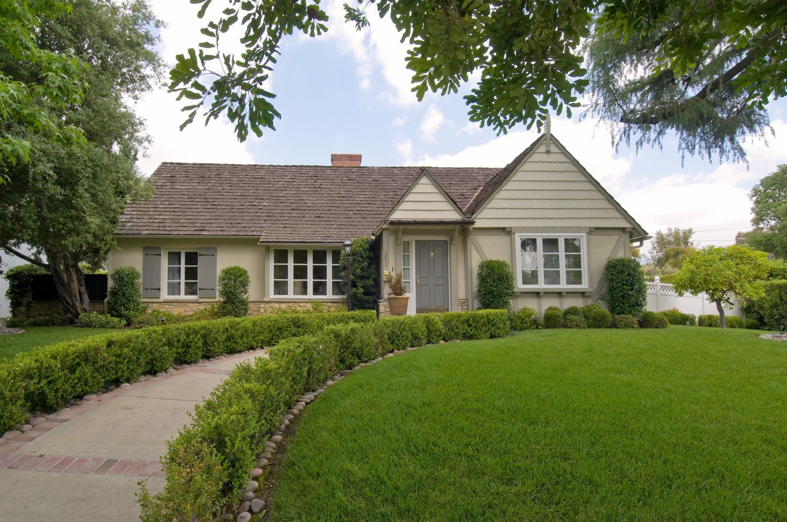 house model at 2655 Lorain Road