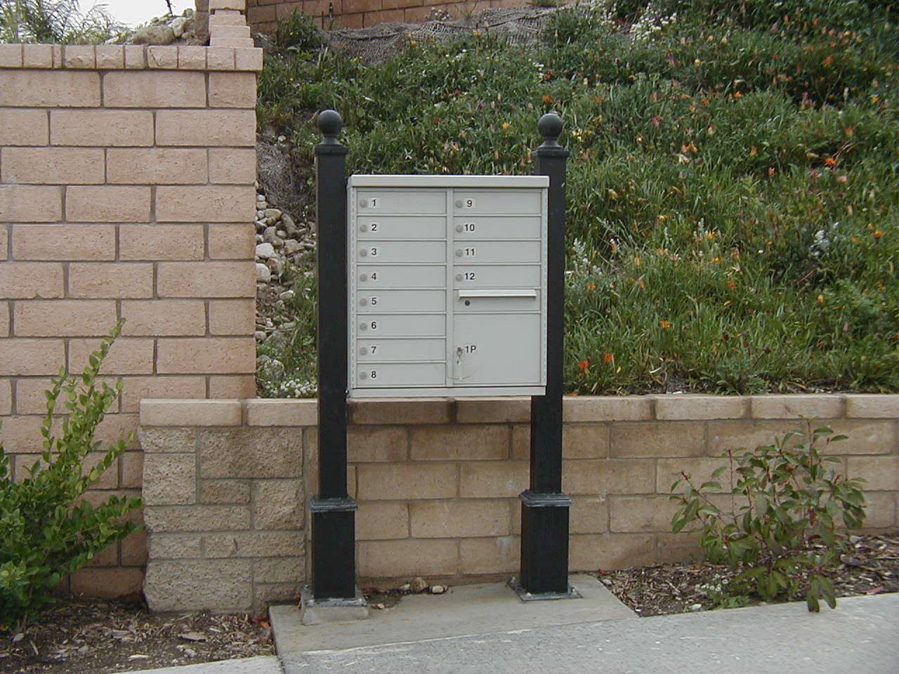 Decorative Cluster Box Units