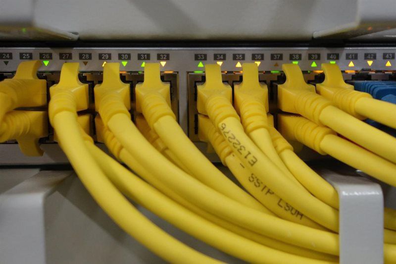 NETWORK INFRASTRUCTURE (CABLING, EQUIPMENT ROOM)