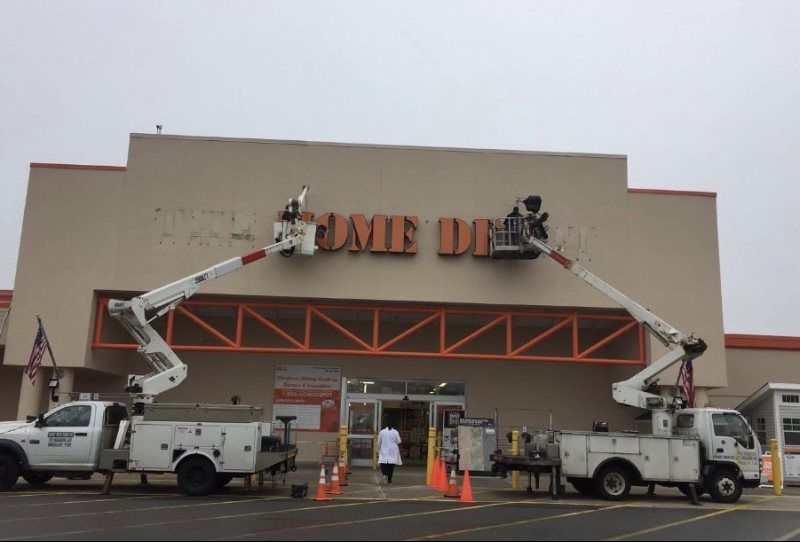 Expert sign installation by Awningstar, specializing in installing channel letters, architectural monument signs, and residential awnings near me. Located in Mineola, New York, our team ensures your signs are installed perfectly and enhance visibilit