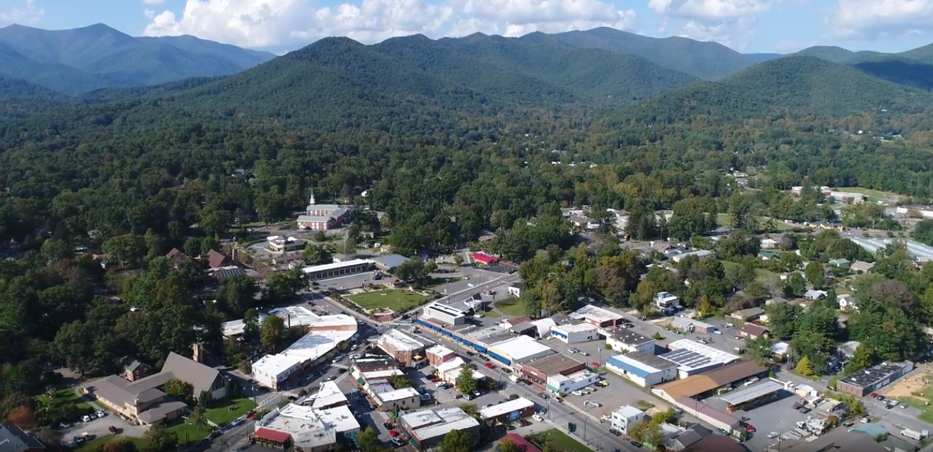 Real Estate & Homes For Sale Black Mountain, NC Cottonwood Property